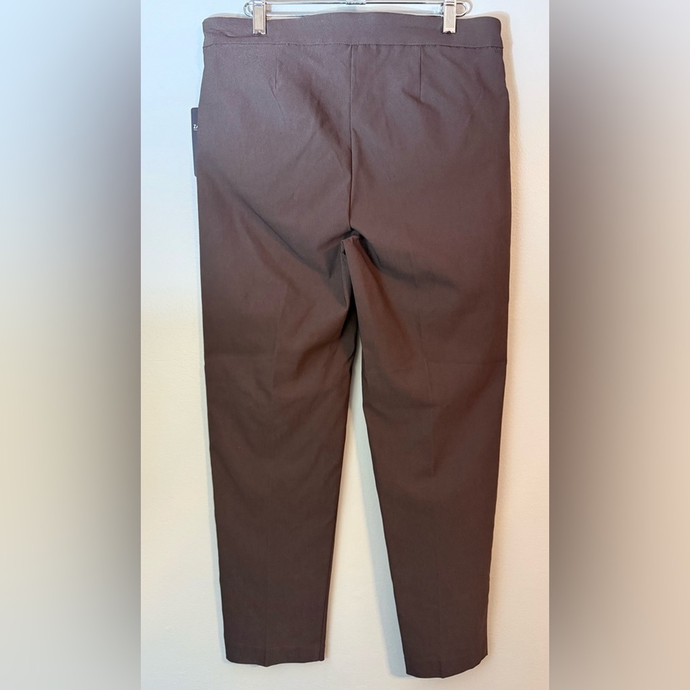 Zac and Rachel NEW Chocolate Brown Pull-On Slim Ankle Pants Size 10 - Picture 2 of 8